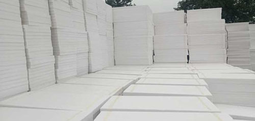 擠塑板外墻施工準(zhǔn)備及條件要求？