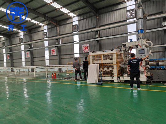 鄭州冷庫保溫板不銹鋼冷庫板的技術(shù)特點(diǎn)知識